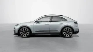 2026 Porsche Macan - Image 13 of 30