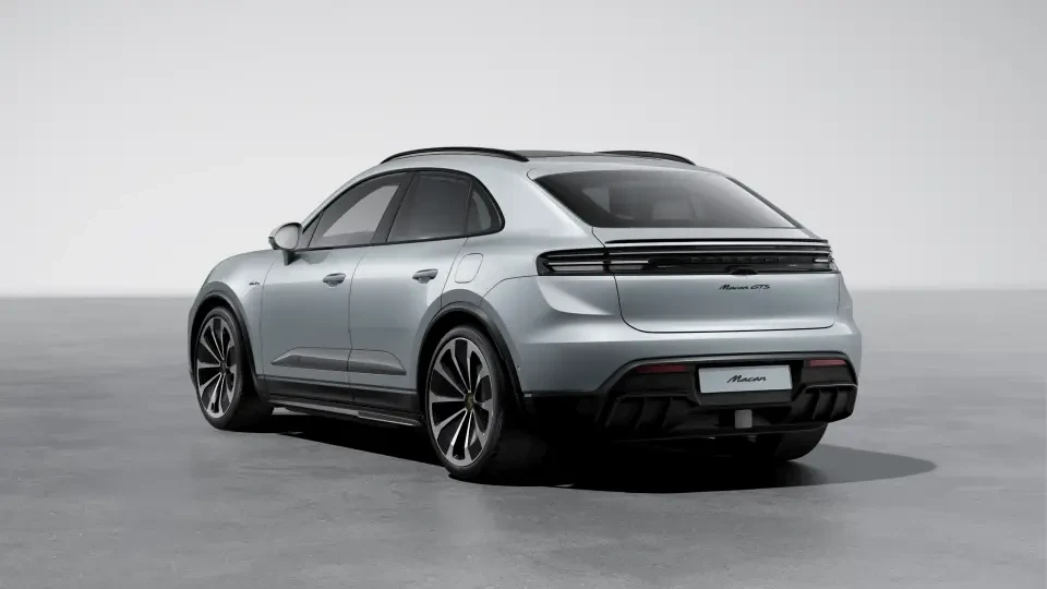 2026 Porsche Macan - Image 23 of 30