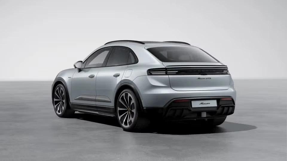 2026 Porsche Macan - Image 19 of 30