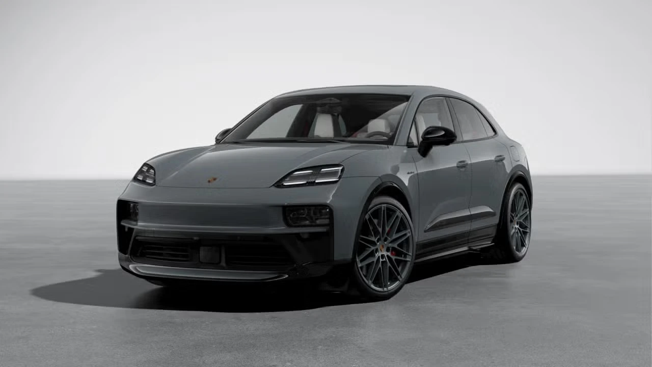 2026 Porsche Macan Electric - Image 4 of 30