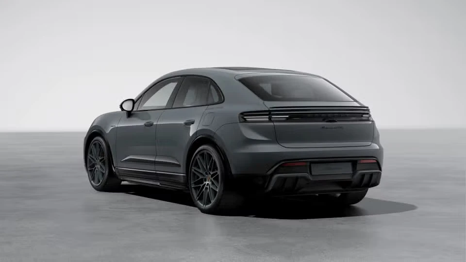 2026 Porsche Macan Electric - Image 19 of 30