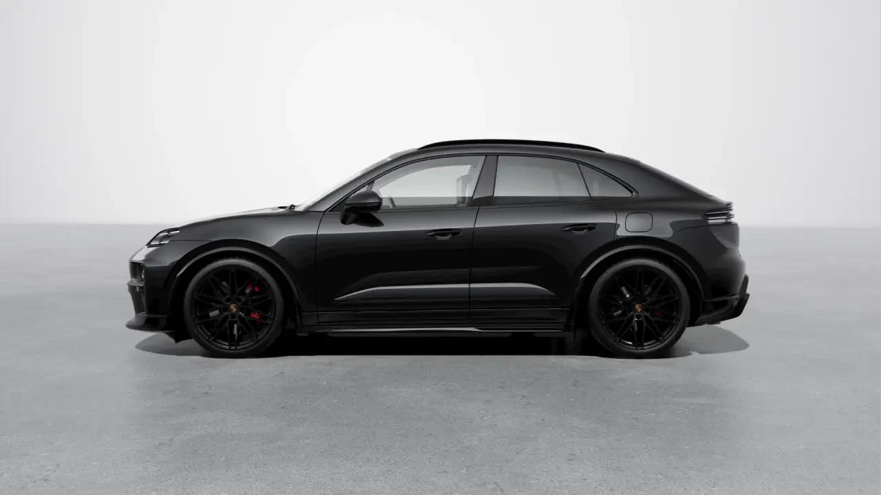 2026 Porsche Macan Electric - Image 16 of 30