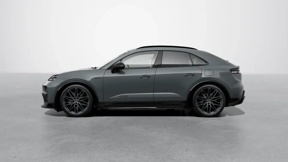 2026 Porsche Macan Electric - Image 15 of 30