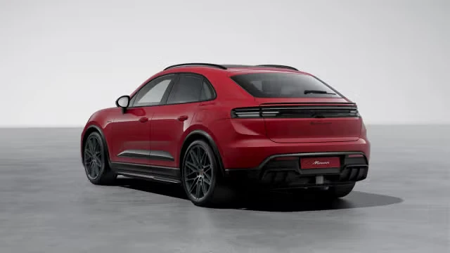 2026 Porsche Macan Electric - Image 18 of 31