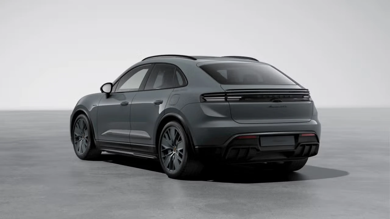 2026 Porsche Macan Electric - Image 20 of 31