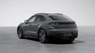 2026 Porsche Macan Electric - Image 17 of 31