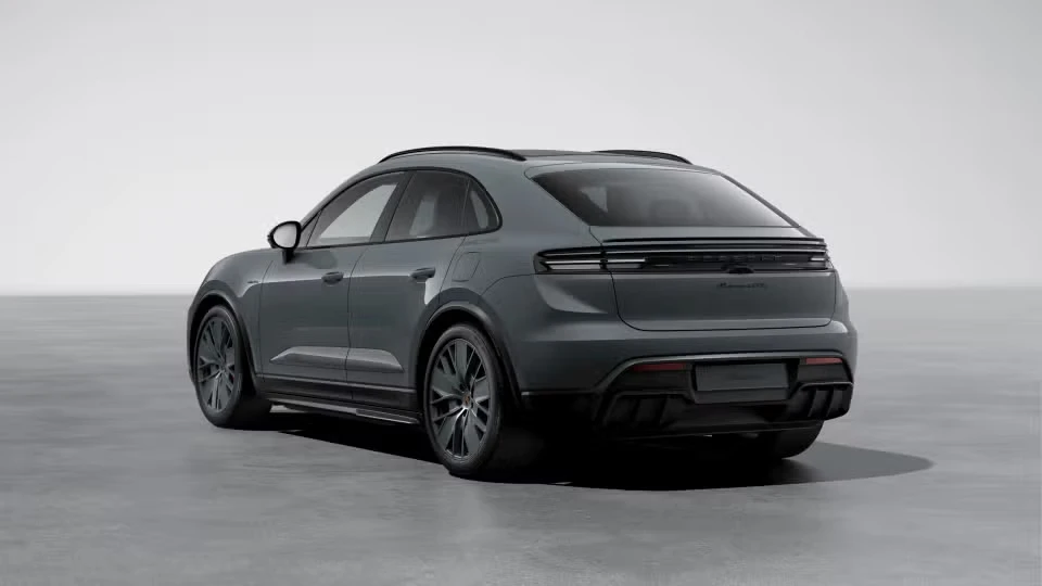 2026 Porsche Macan Electric - Image 19 of 31