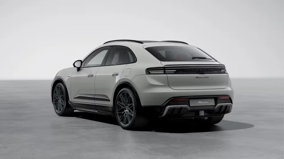 2026 Porsche Macan Electric - Image 19 of 30