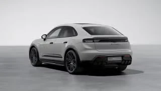 2026 Porsche Macan Electric - Image 17 of 31