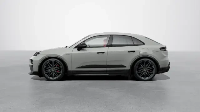 2026 Porsche Macan Electric - Image 14 of 31