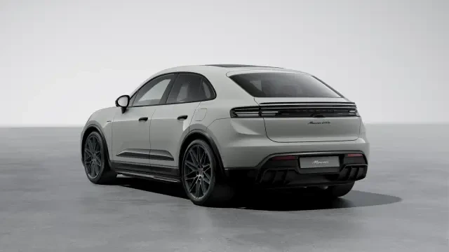 2026 Porsche Macan Electric - Image 22 of 31