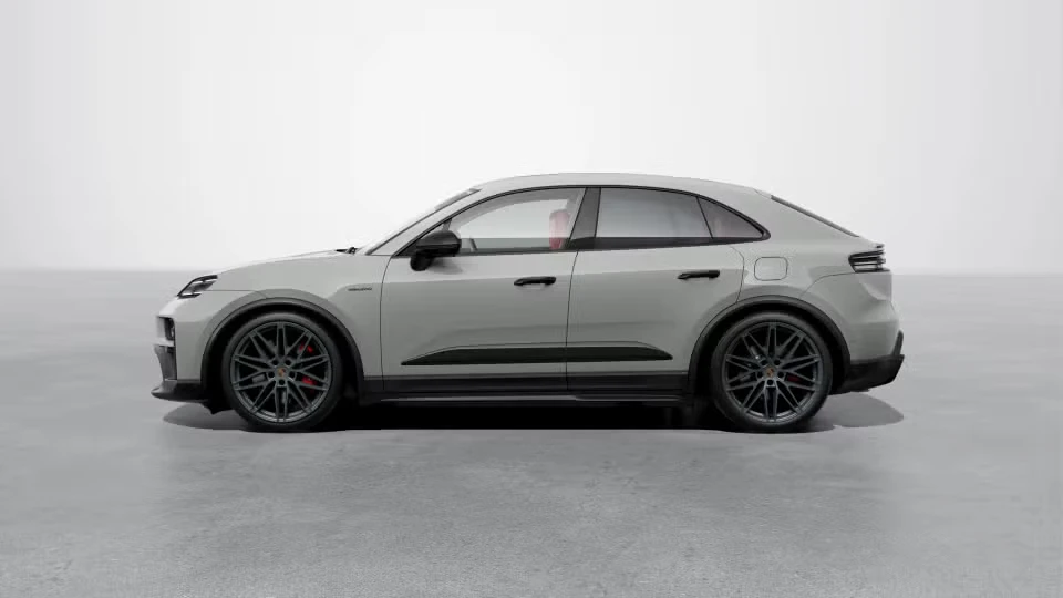 2026 Porsche Macan Electric - Image 11 of 31