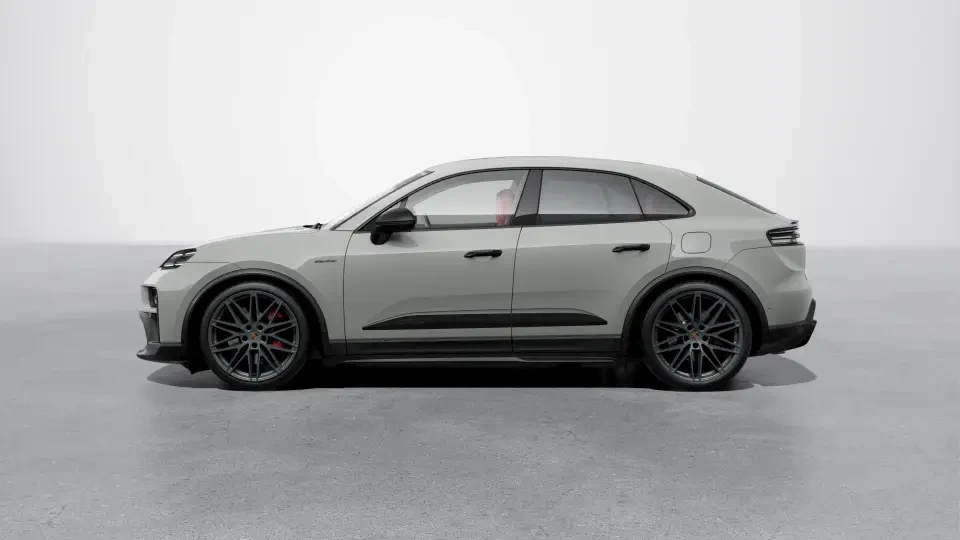 2026 Porsche Macan Electric - Image 15 of 31