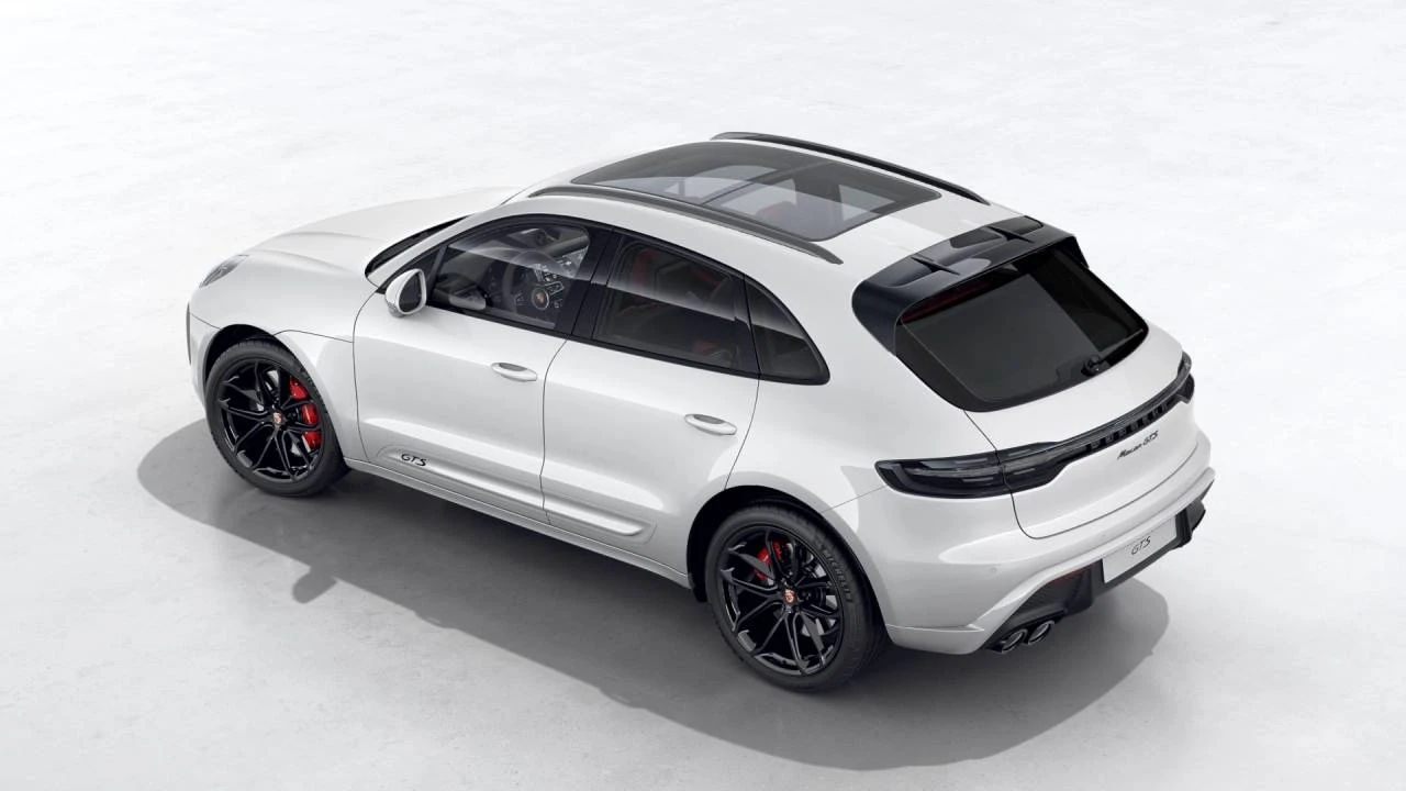 2026 Porsche Macan GTS - Image 4 of 10