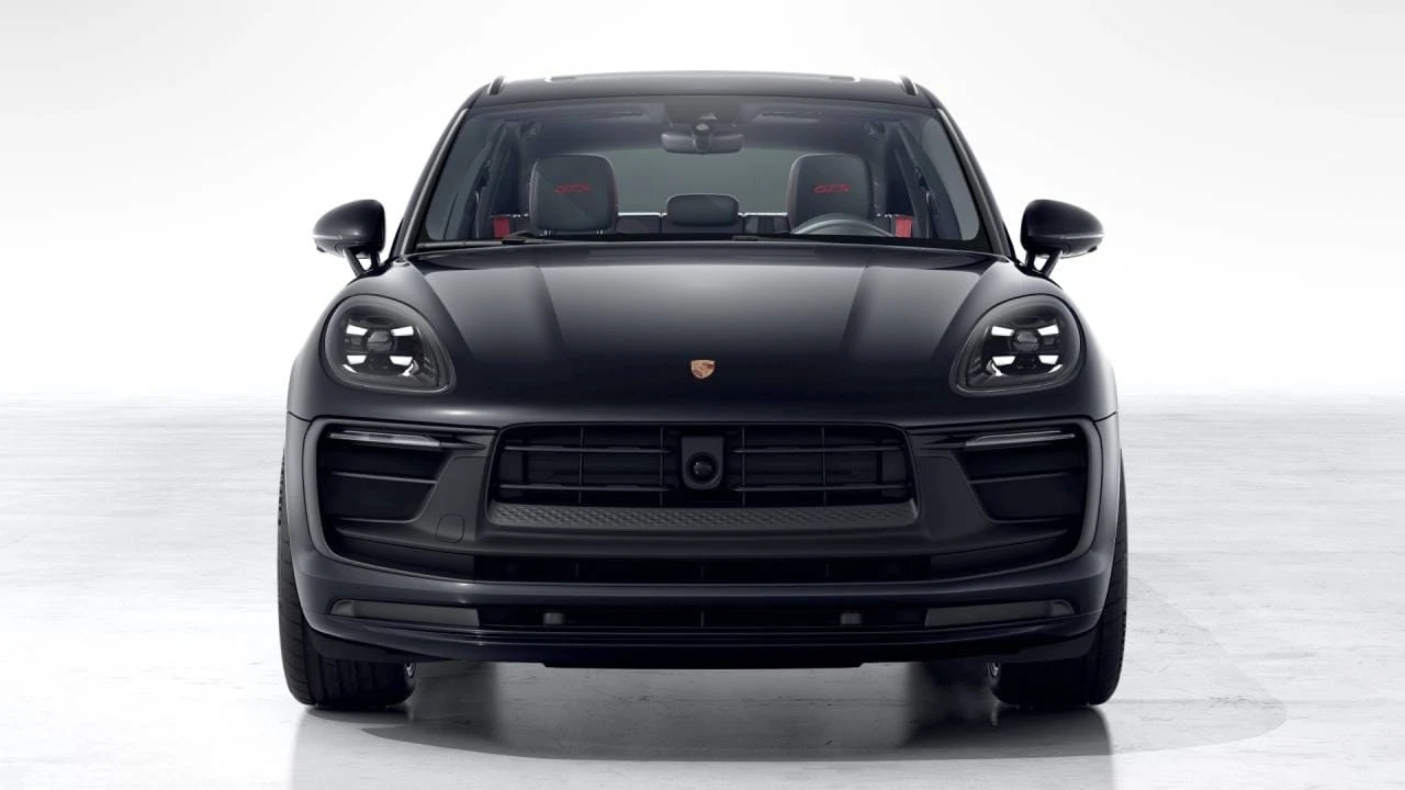 2026 Porsche Macan GTS - Image 8 of 10