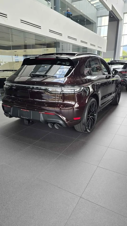 2026 Porsche Macan GTS - Image 5 of 14