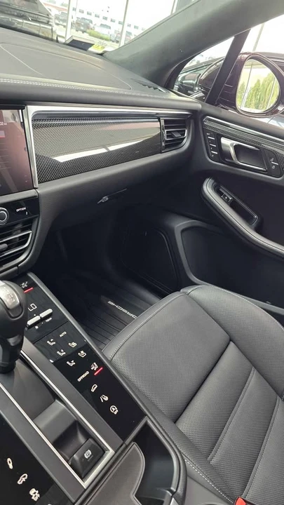 2026 Porsche Macan GTS - Image 13 of 14