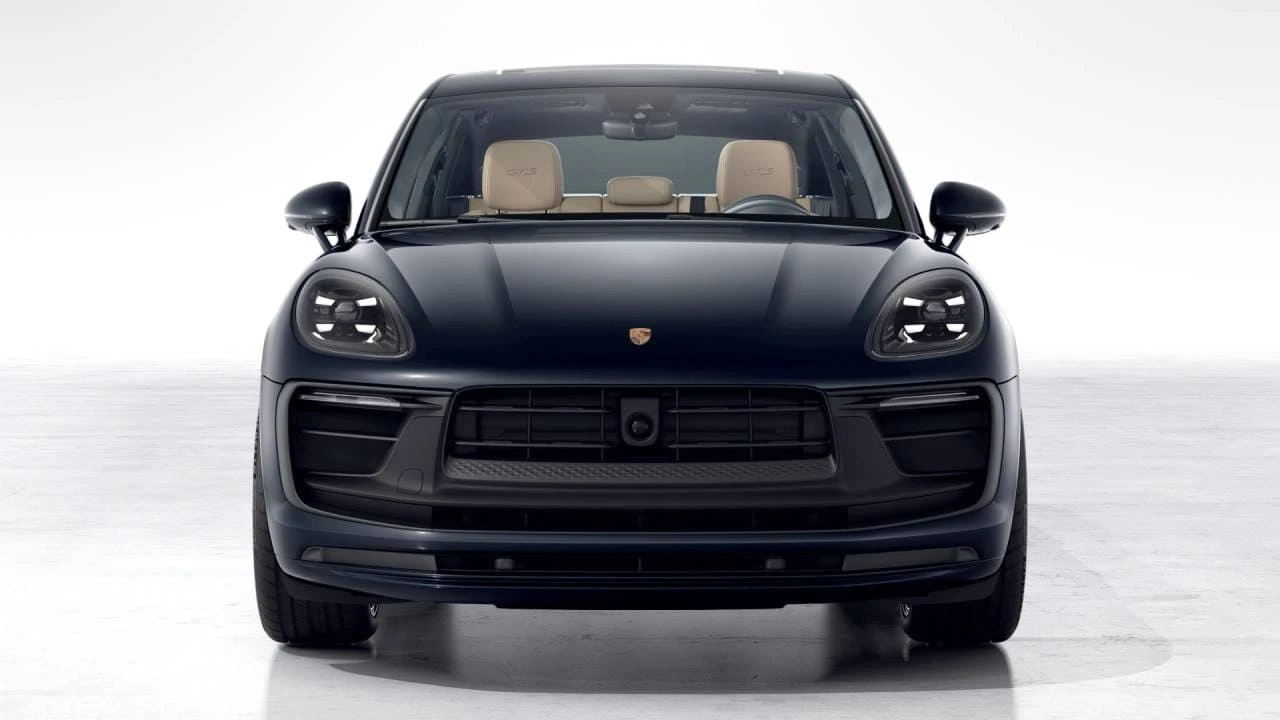 2026 Porsche Macan GTS - Image 8 of 10