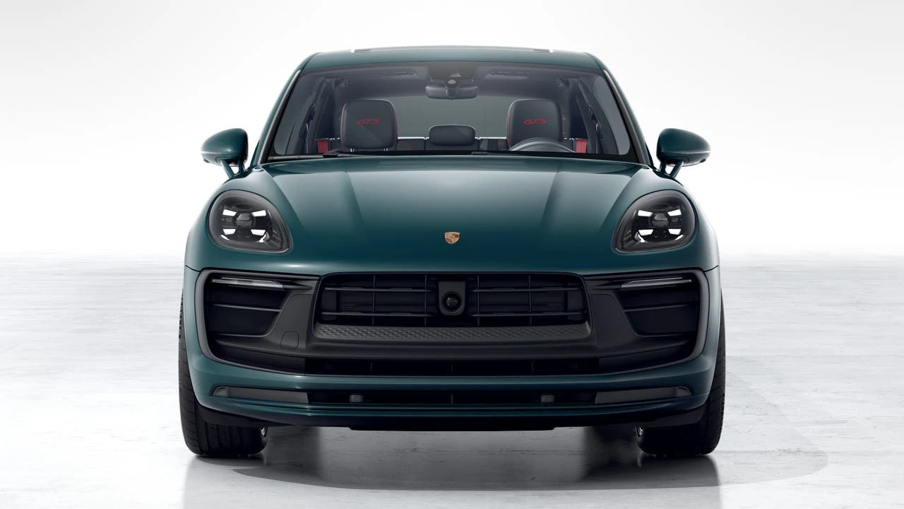 2026 Porsche Macan GTS - Image 8 of 10