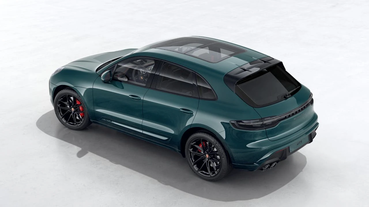 2026 Porsche Macan GTS - Image 4 of 10