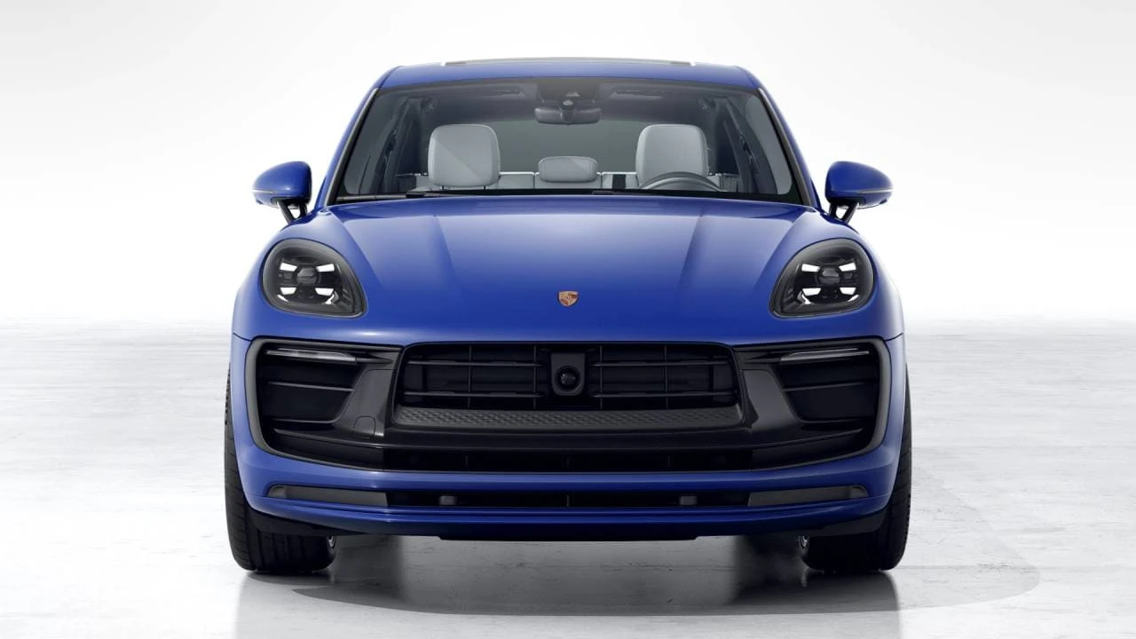2026 Porsche Macan GTS - Image 8 of 10