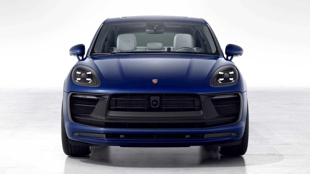 2026 Porsche Macan GTS - Image 8 of 10