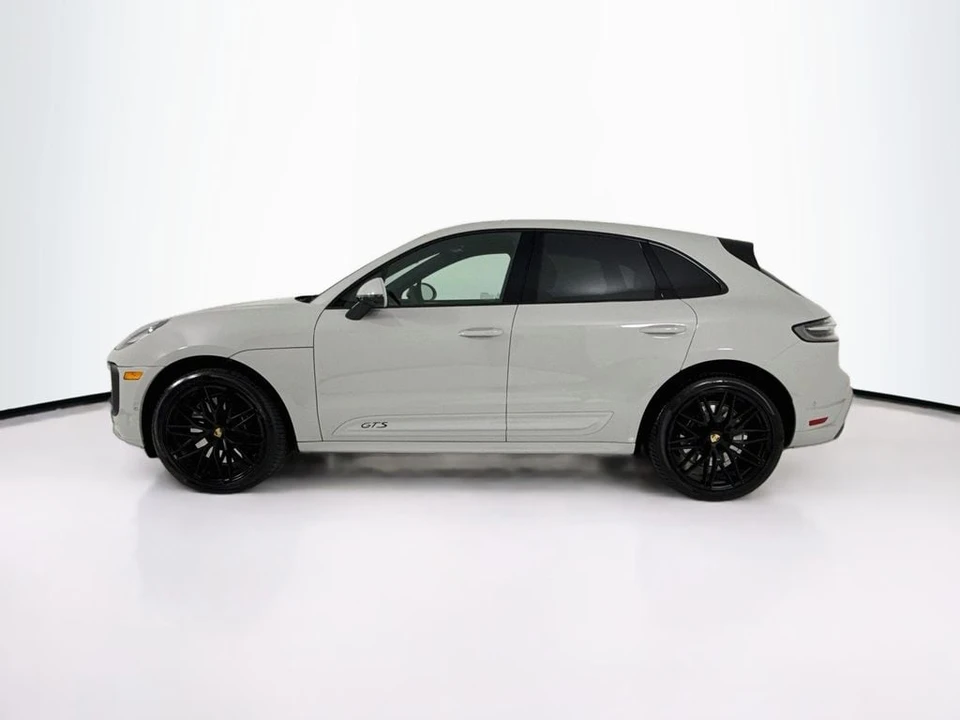 2026 Porsche Macan GTS - Image 2 of 31