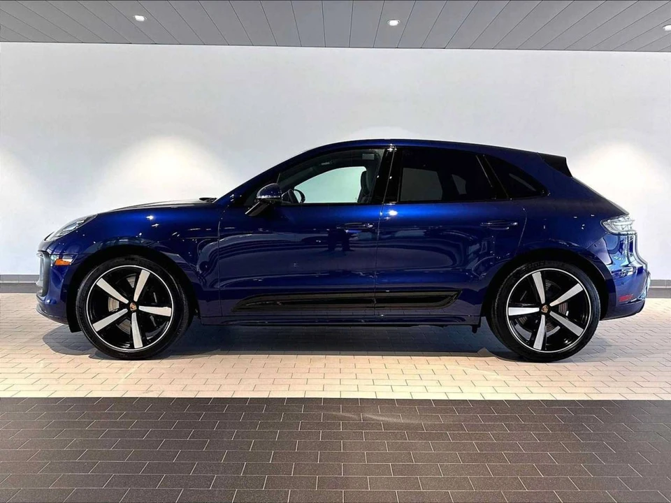 2026 Porsche Macan GTS - Image 2 of 5