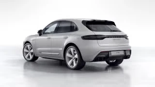 2026 Porsche Macan GTS - Image 17 of 31