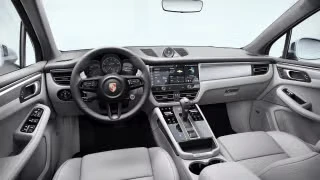 2026 Porsche Macan GTS - Image 25 of 31