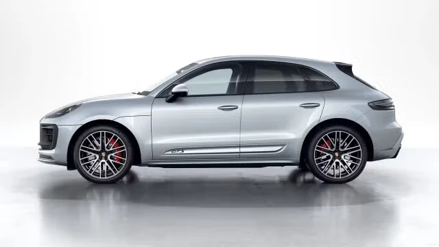 2026 Porsche Macan GTS - Image 10 of 31