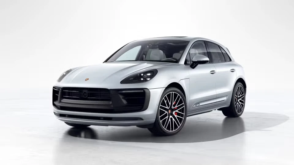 2026 Porsche Macan GTS - Image 3 of 31
