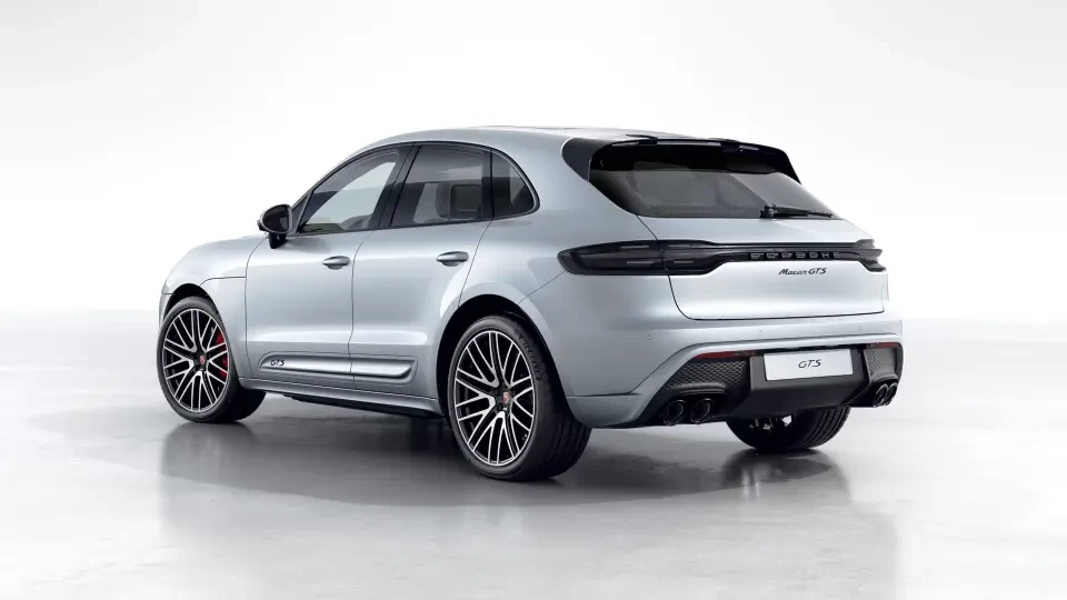 2026 Porsche Macan GTS - Image 23 of 31