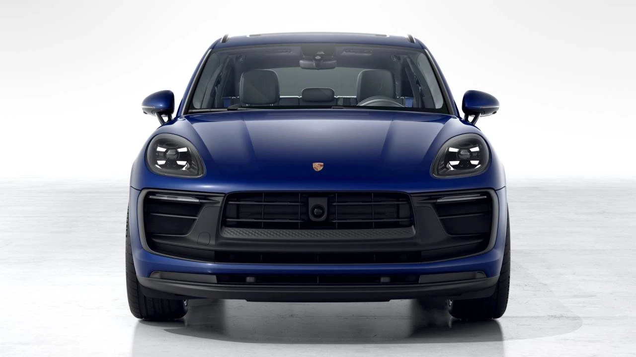 2026 Porsche Macan GTS - Image 8 of 10