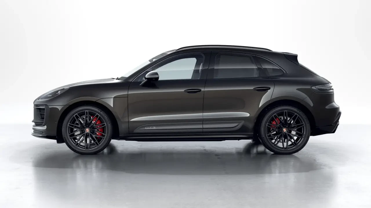 2026 Porsche Macan GTS - Image 16 of 31
