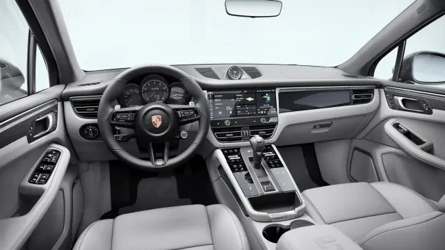 2026 Porsche Macan GTS - Image 30 of 31