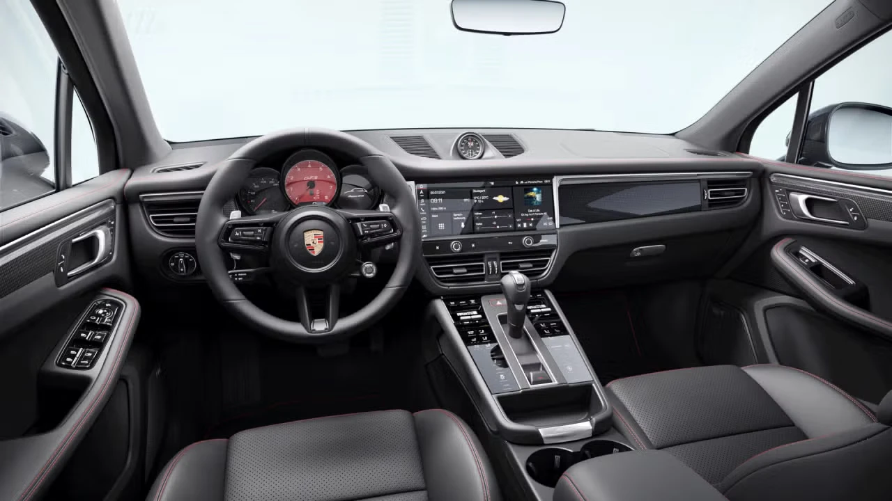 2026 Porsche Macan GTS - Image 28 of 30