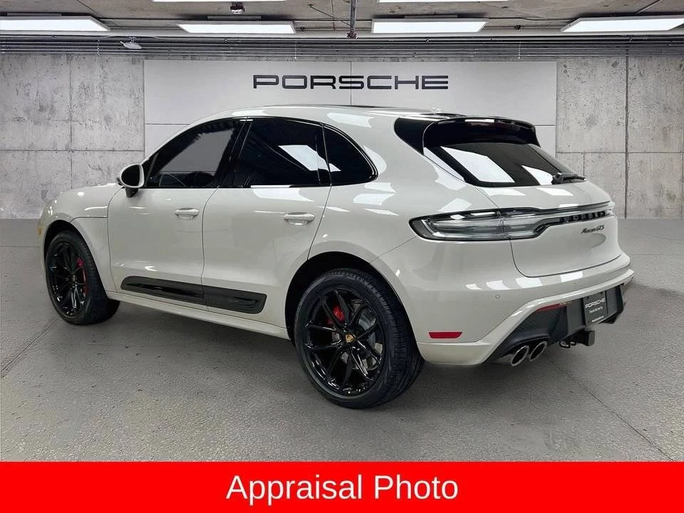 2026 Porsche Macan GTS - Image 3 of 4