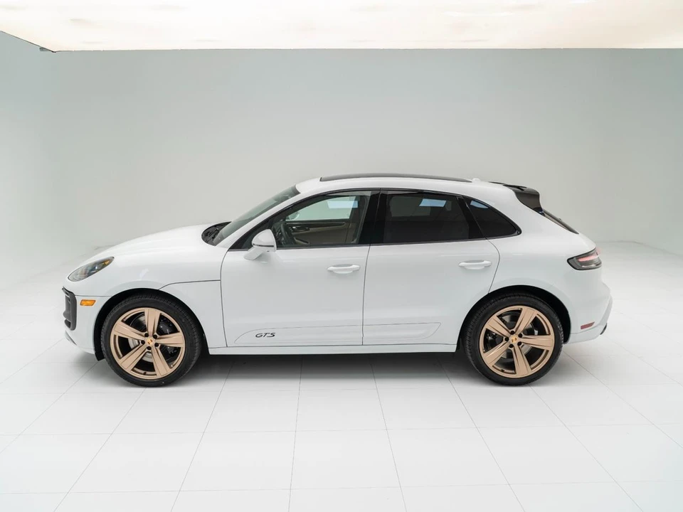 2026 Porsche Macan GTS - Image 2 of 31