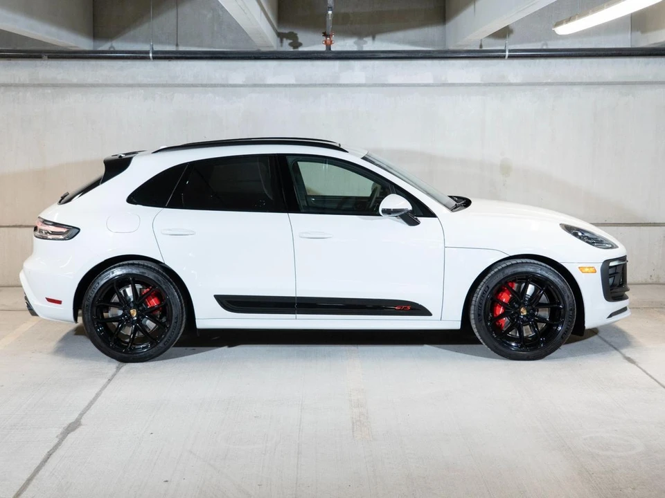 2026 Porsche Macan GTS - Image 8 of 29