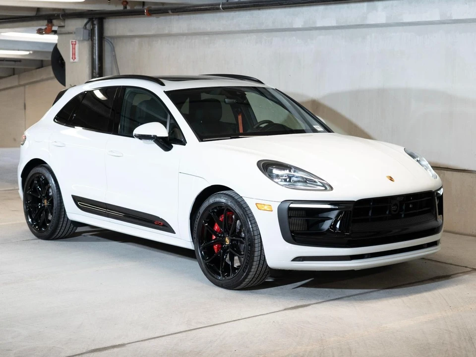 2026 Porsche Macan GTS - Image 7 of 29