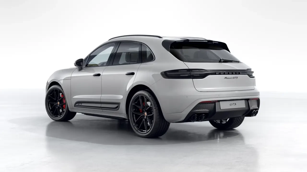 2026 Porsche Macan GTS - Image 24 of 31