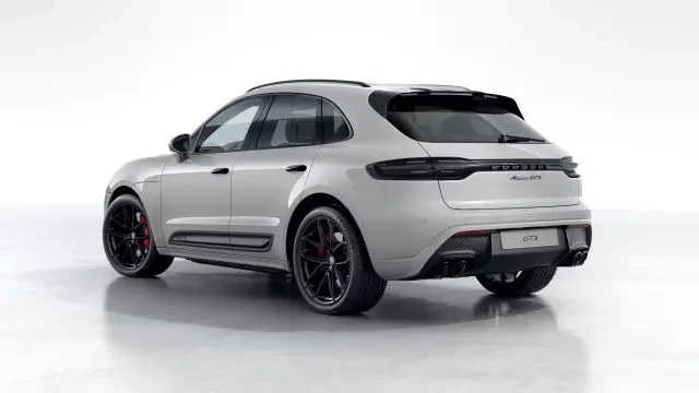 2026 Porsche Macan GTS - Image 22 of 31