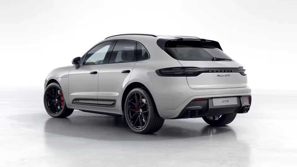 2026 Porsche Macan GTS - Image 19 of 31
