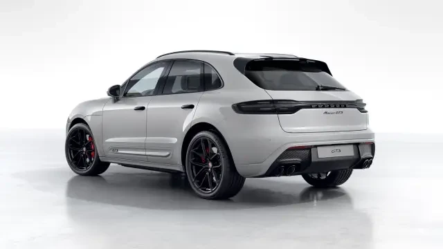 2026 Porsche Macan GTS - Image 22 of 30