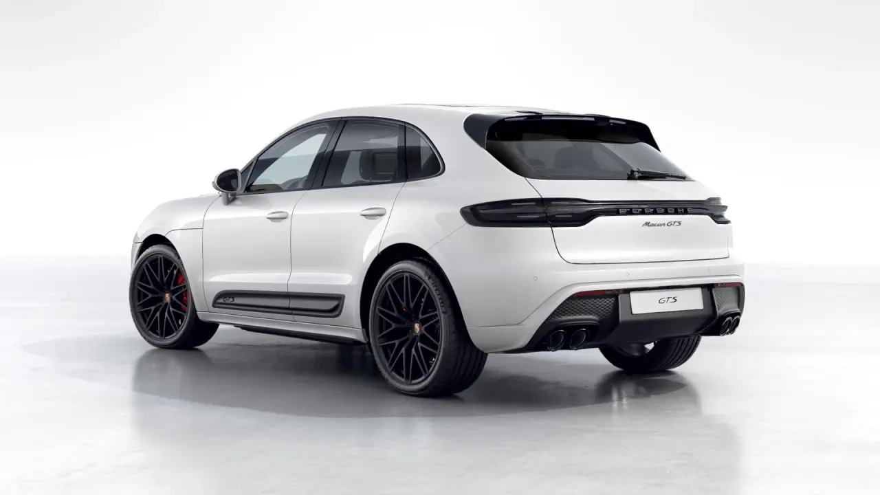 2026 Porsche Macan GTS - Image 24 of 30