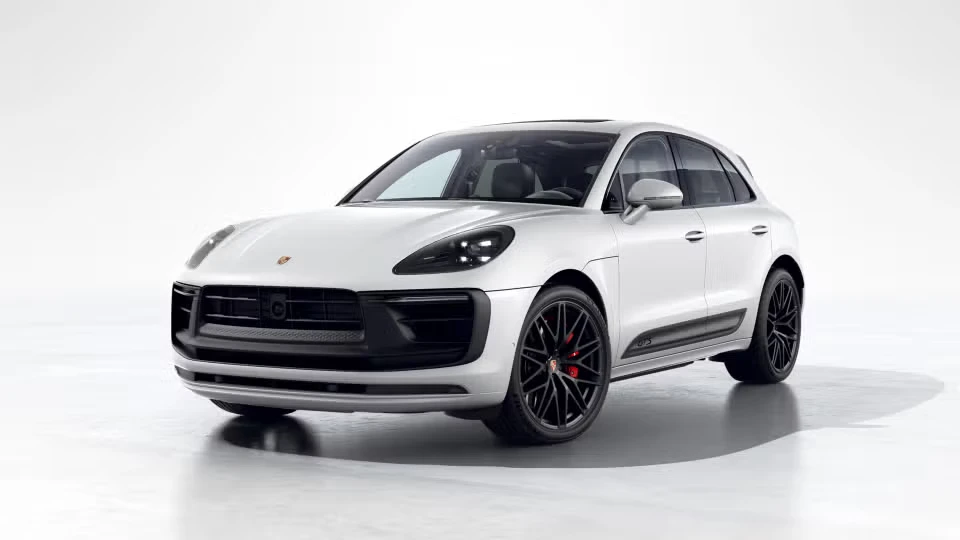 2026 Porsche Macan GTS - Image 3 of 30