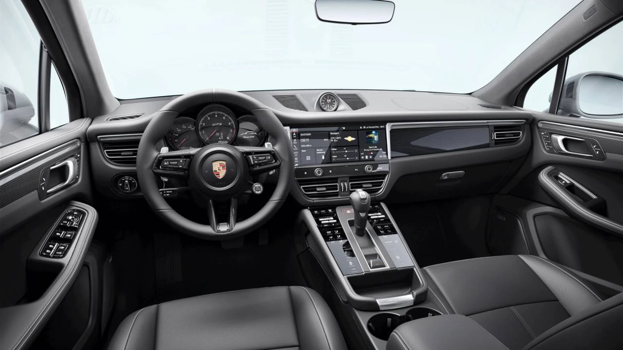 2026 Porsche Macan GTS - Image 4 of 5