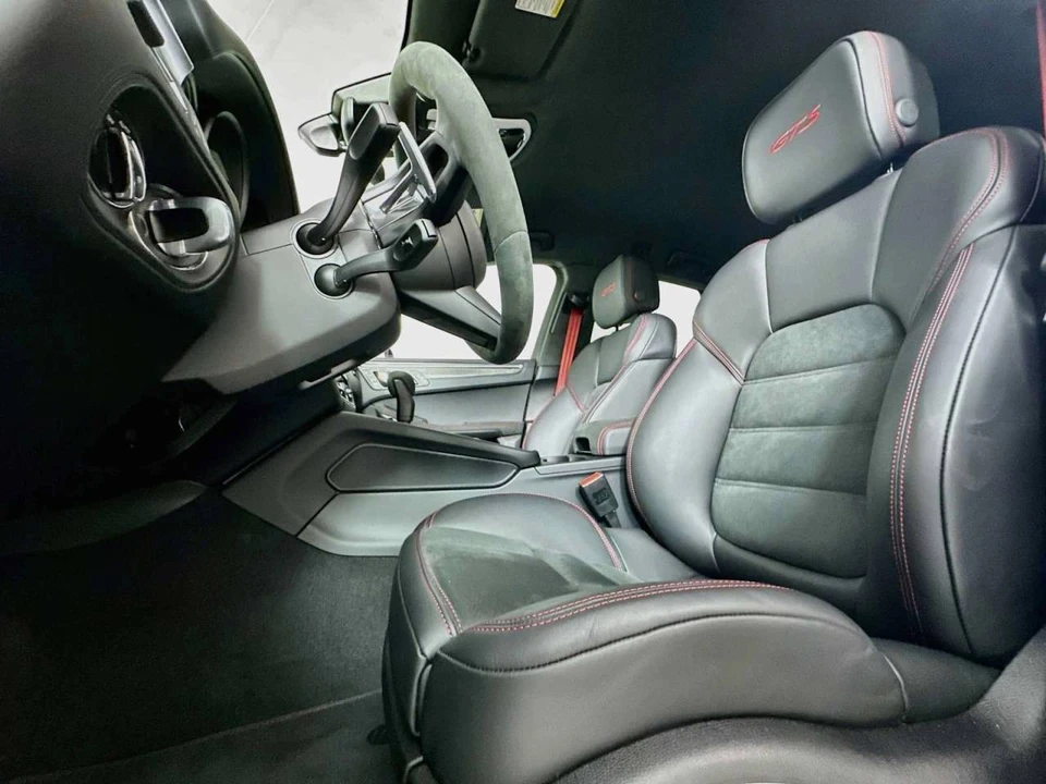 2026 Porsche Macan GTS - Image 5 of 5