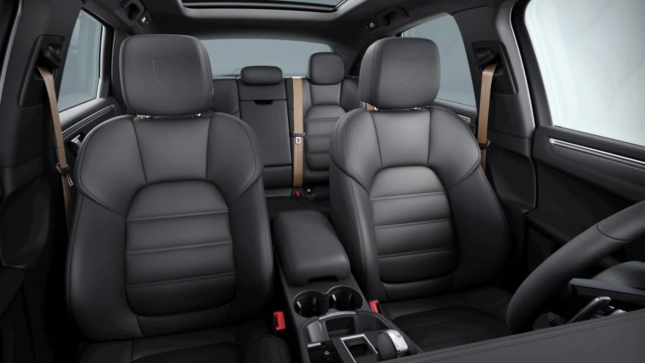 2026 Porsche Macan GTS - Image 10 of 10